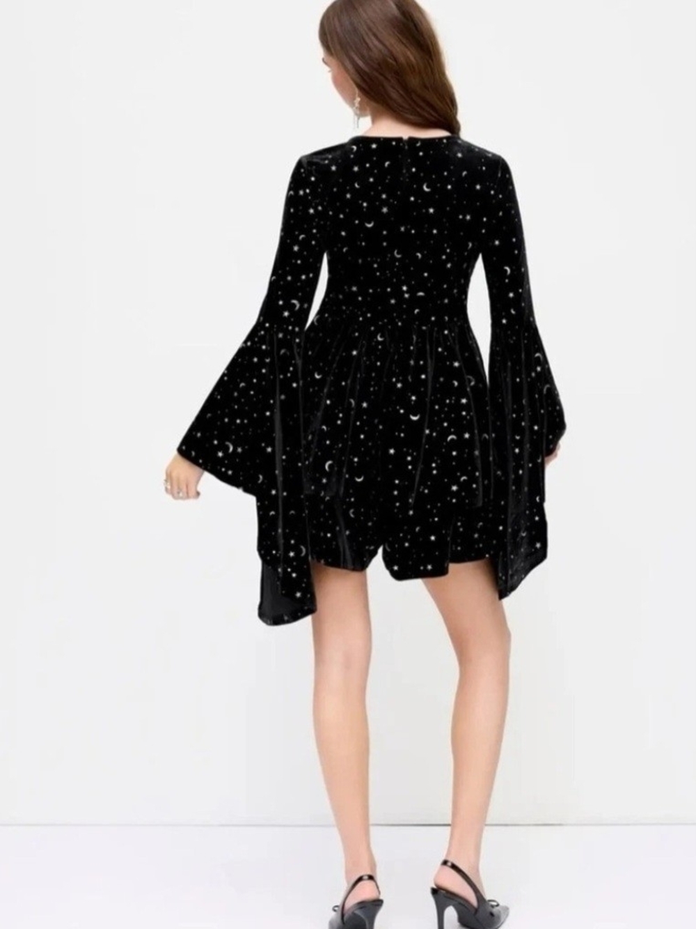 NWT Cider VELVET V-NECK STAR & MOON PATTERN BELL SLEEVE ROMPER L CC9-10 - Picture 3 of 5